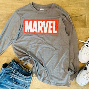 Marvel long sleeve gray shirt size Adult Small